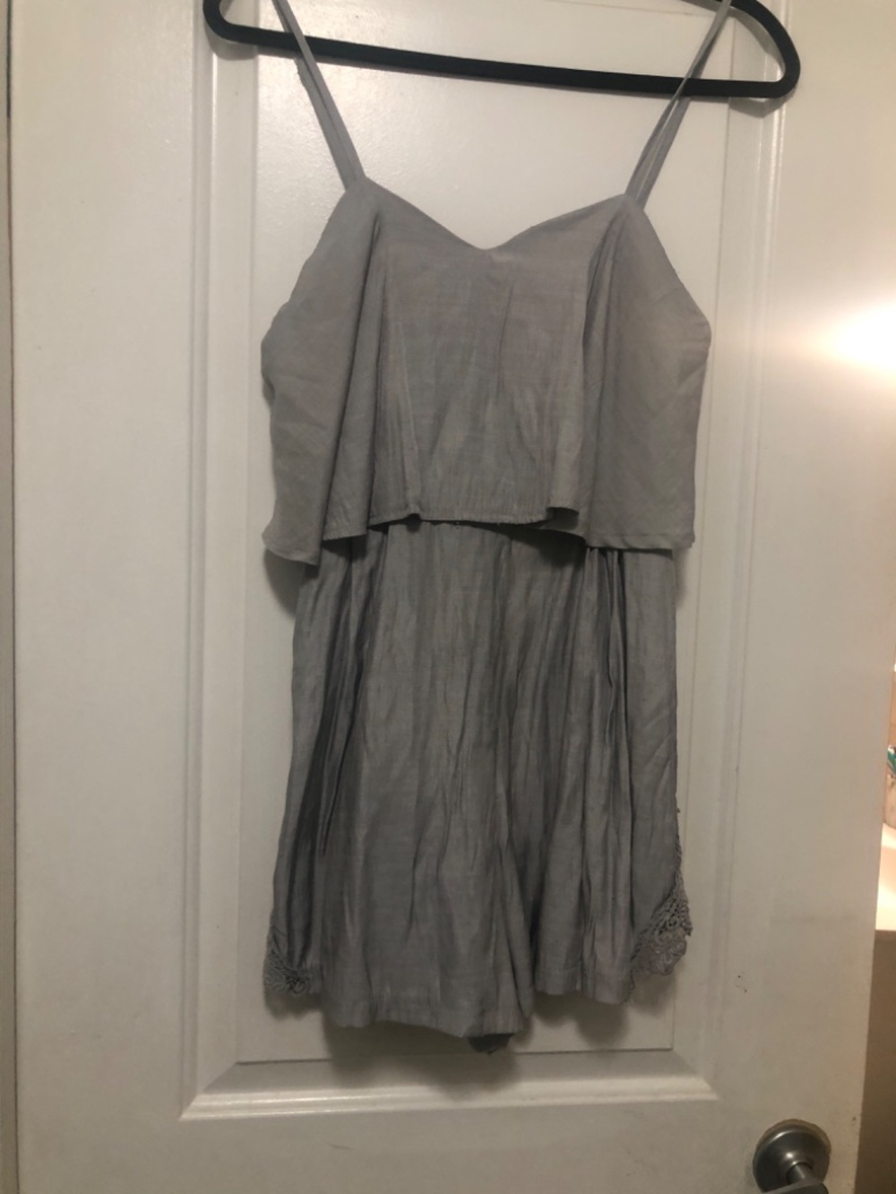 Hazel Gray Romper Short w/lace Front Size M - Picture 6 of 7
